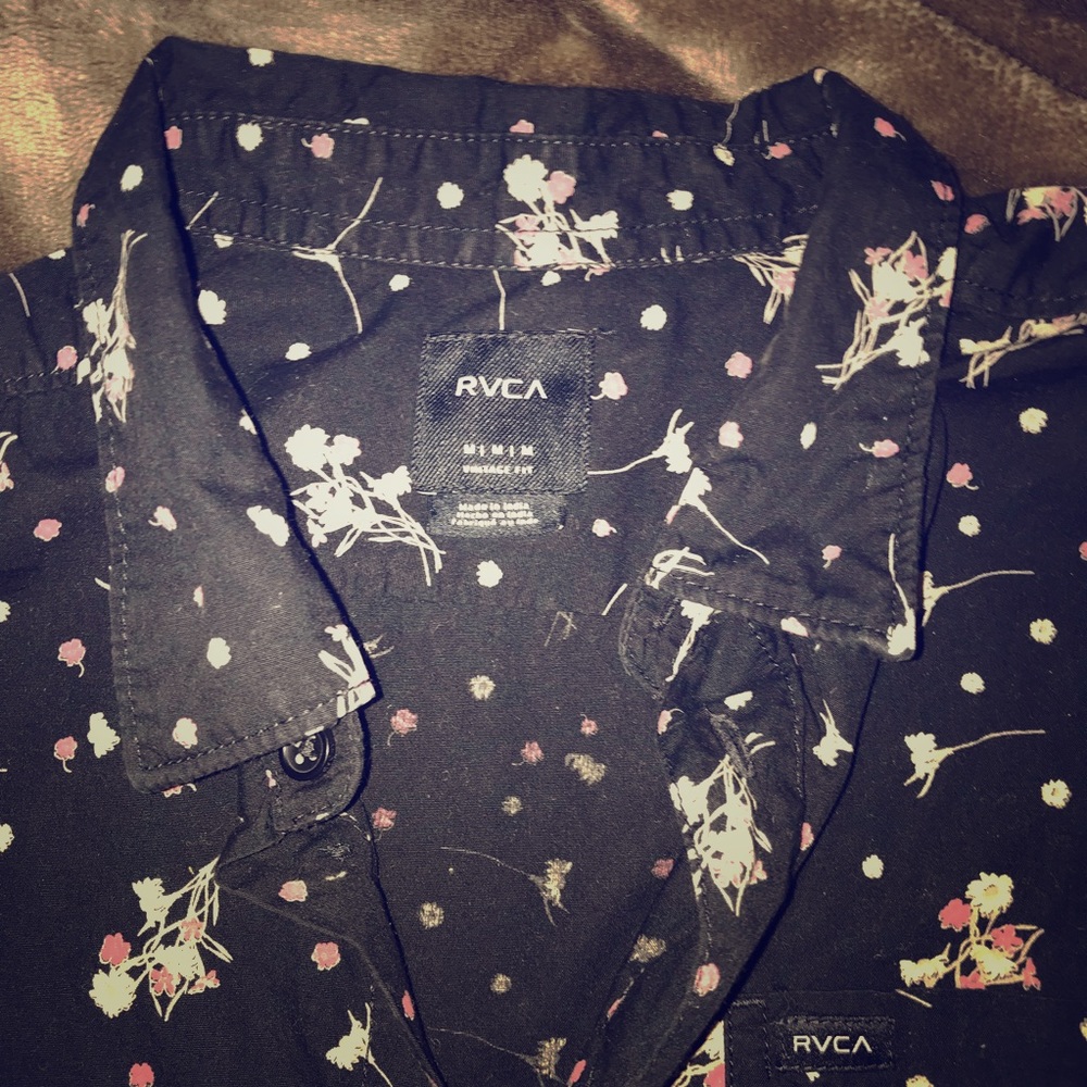 RVCA button up T-shirt